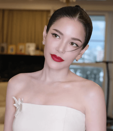 อ้อม พิยดา 50 ปี  